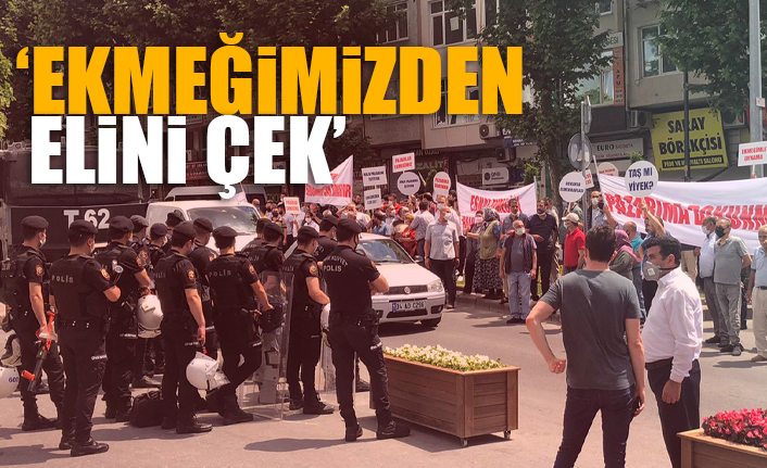 AKP'li belediye başkanı protesto edildi