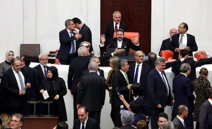 AKP'liler 50+1'i nasıl savunmuştu?