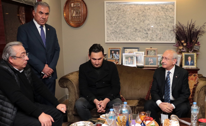 Kılıçdaroğlu'ndan Güneş'in ailesine taziye ziyareti
