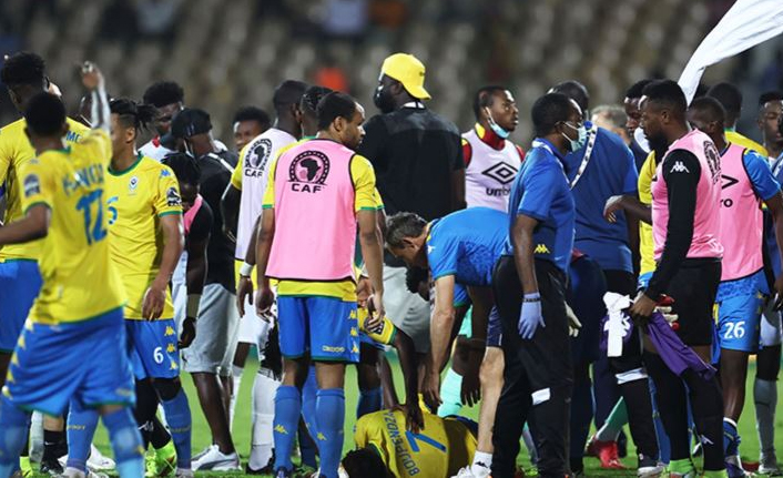 Afrika Uluslar Kupası'nda yumruklu kavga