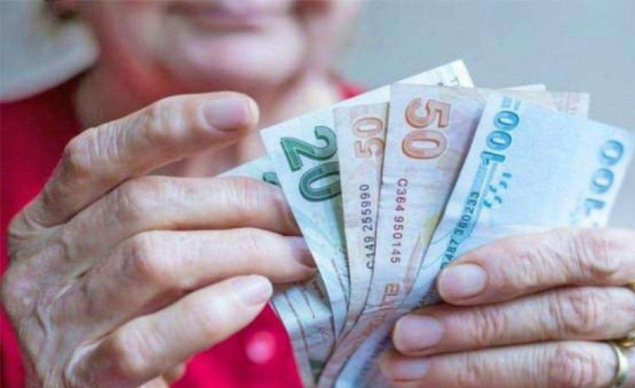 AKP'li Numan Kurtulmuş'tan memur ve emekli maaşı zammı açıklaması
