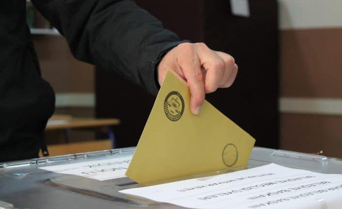 CHP'li Salıcı, 'erken seçim' için tarih verdi