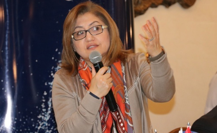 Fatma Şahin'den AKP'yi karıştıracak sözler: Kan kusup kızılcık şerbeti içiyorum