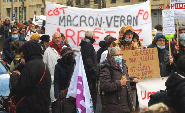 Fransa'da sağlık çalışanları sokağa indi