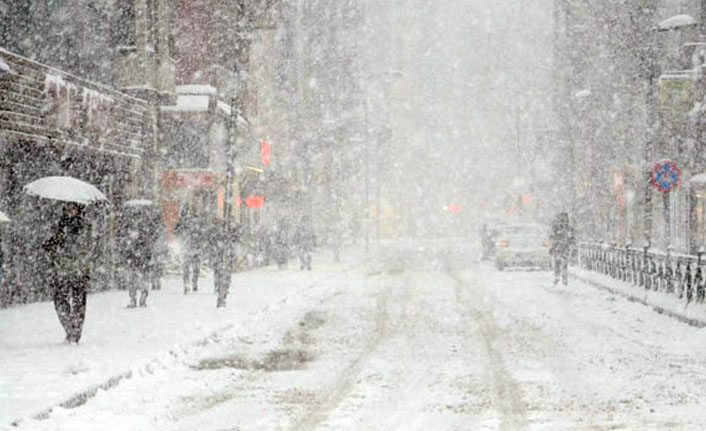 Tüm yurt kara kışı yaşıyor! İstanbul bugün en yoğun kar yağışını alacak