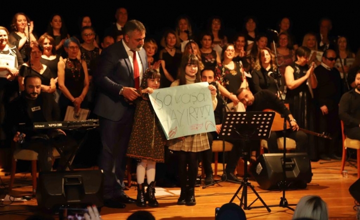 Kartal Belediyesi THM Korosu’ndan muhteşem Kadınlar Günü konseri