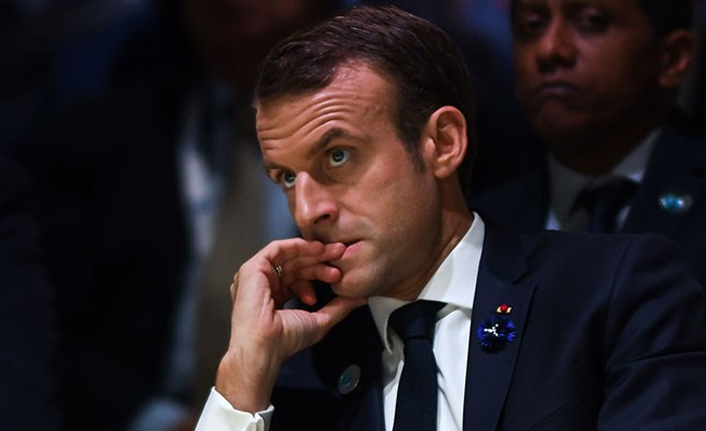Macron ilk seçim mitinginde alay konusu oldu