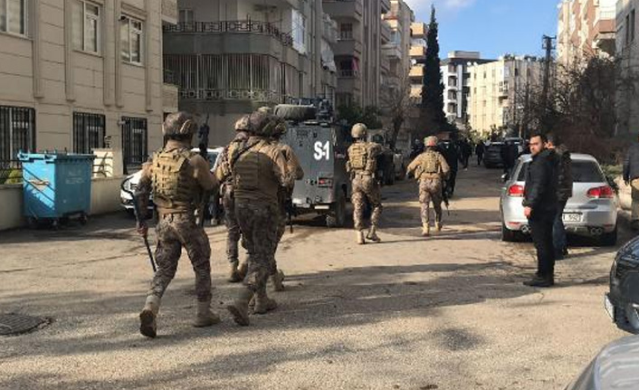 Urfa’da polisten kaçan şüpheliler ateş açtı: 2 polis şehit oldu
