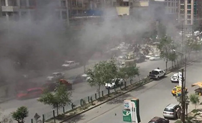 Afganistan’da camiye bombalı saldırı: Çok sayıda ölü...