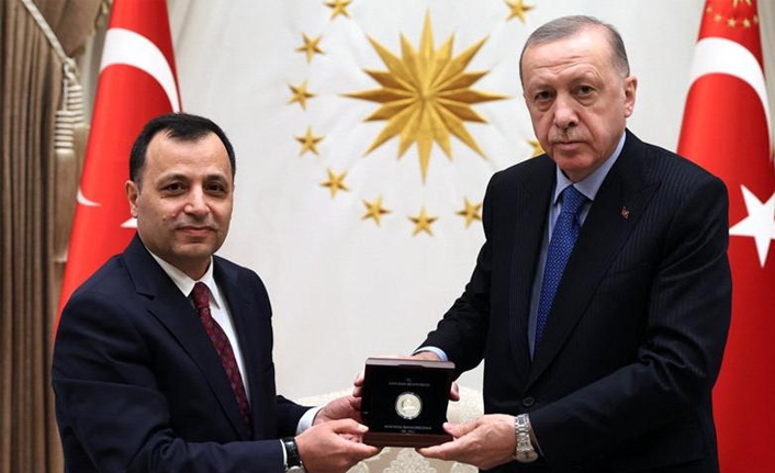 Erdoğan, AYM Başkanı Arslan ile bir araya geldi