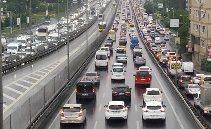İstanbul'da 1 Mayıs'ta bazı yollar trafiğe kapatılacak