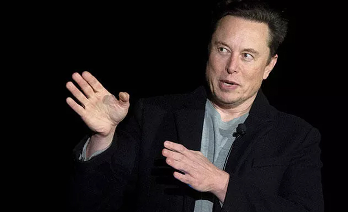 Elon Musk'tan kapitalist şov: Çalışanlar endişeli