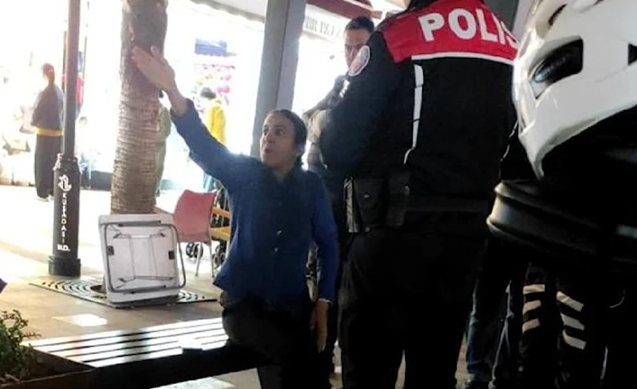 Türkiye Cumhuriyeti'ne ve Erdoğan'a küfür eden turist gözaltına alındı