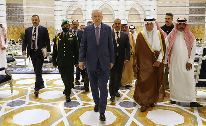 Ünlü İngiliz gazetesinden Erdoğan'ın Suudi Arabistan ziyaretine ilişkin dikkat çeken analiz