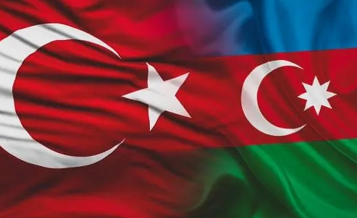 Azerbaycan: Türkiye'nin göçmen yükü paylaşılmalı
