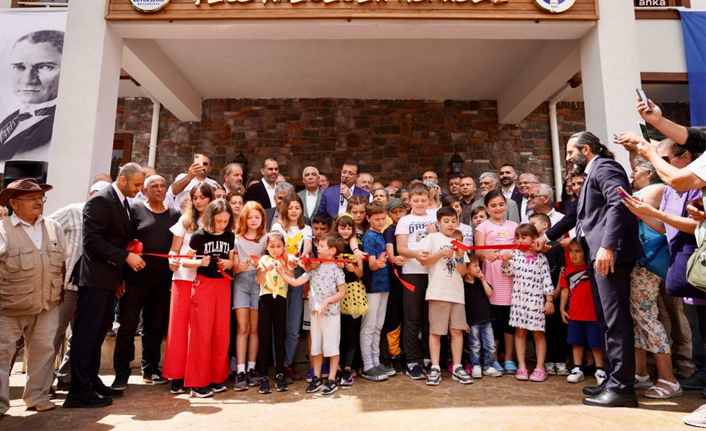 İBB Başkanı İmamoğlu, Şile Arıcılık Merkezi'nin açılış törenine katıldı