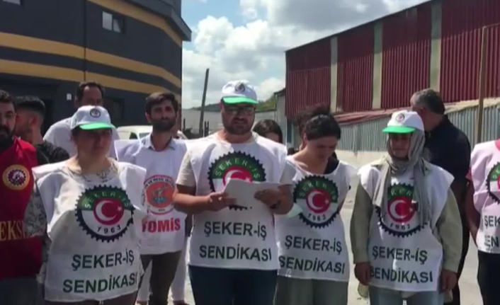 Dört işçi sendikalı olduktan sonra işten çıkarıldı: Şeker-İş'ten fabrika önünde protesto